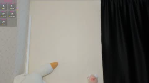 Chloe online show from August 5, 2:48 pm