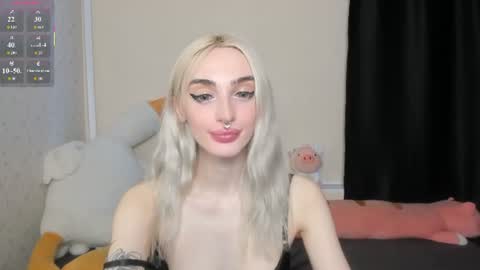 Chloe online show from August 7, 10:37 am