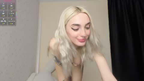 Chloe online show from August 11, 5:26 pm