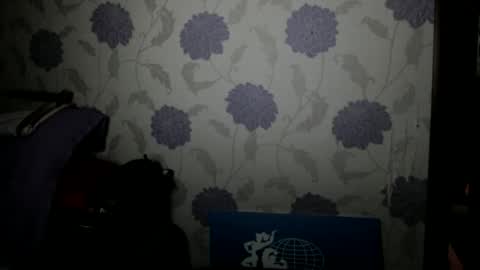 succubusqueen669 online show from April 10, 10:20 pm