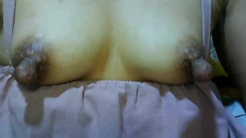 suckable_leigh online show from August 2, 7:10 pm