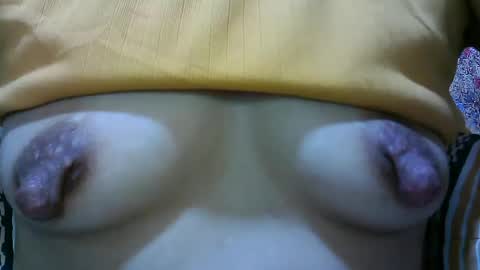 suckable_leigh online show from August 6, 4:22 am