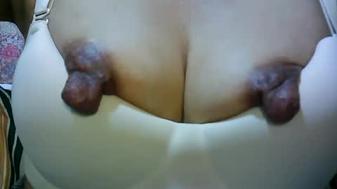 suckable_leigh online show from August 10, 6:04 am