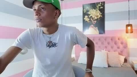 suckdrago online show from July 22, 7:27 pm