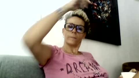 money milf online show from August 16, 7:56 am