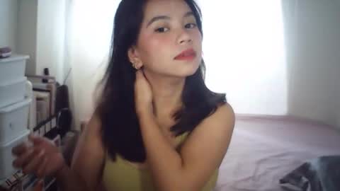 Rosiee online show from March 4, 11:34 pm