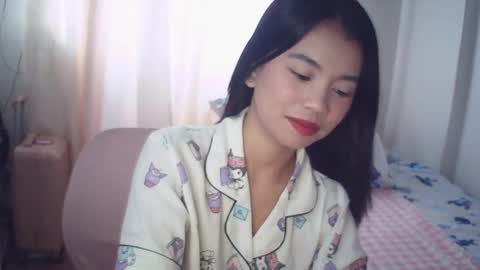 Rosiee online show from March 31, 11:57 pm
