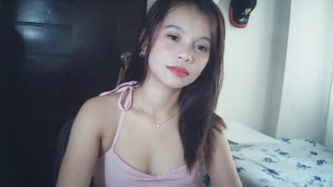 Rosiee online show from August 14, 10:57 pm