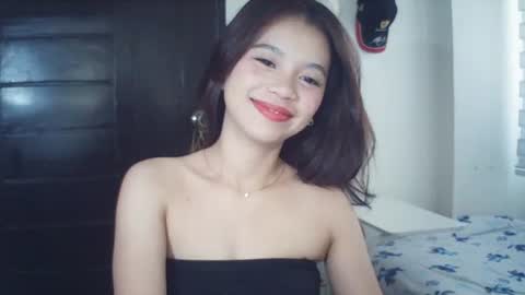 Rosiee online show from August 16, 12:25 am