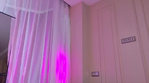 Alice online show from August 13, 4:04 am