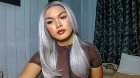 sugar_minj online show from August 4, 10:01 am