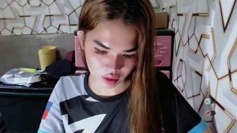 sugar_mollyslut online show from August 9, 11:06 pm