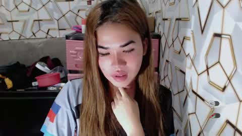 sugar_mollyslut online show from August 10, 7:15 pm