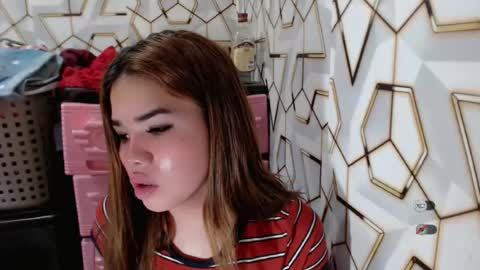 sugar_mollyslut online show from August 14, 11:19 pm