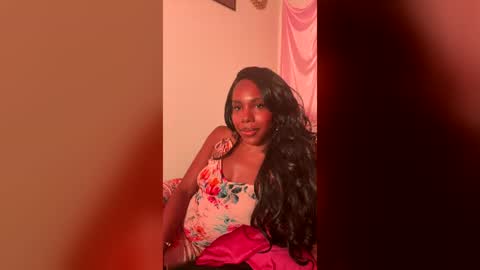 Kim Lee online show from July 23, 1:46 pm