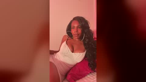 Kim Lee online show from August 8, 2:17 pm