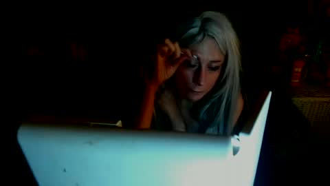 sugary_sweet online show from August 10, 5:09 am