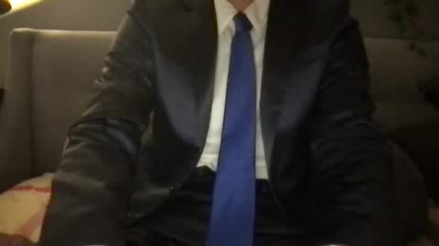 suitfetishez online show from March 6, 5:48 am