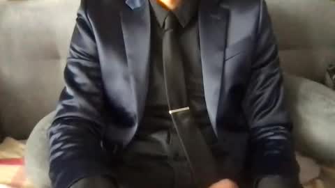 suitfetishez online show from March 19, 8:34 pm