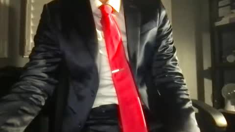 suitfetishez online show from March 27, 4:27 am