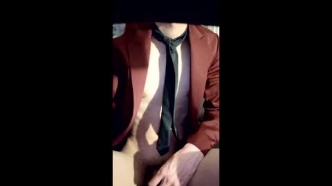 suitfetishez online show from June 8, 5:35 am