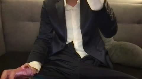 suitfetishez online show from June 12, 1:23 am