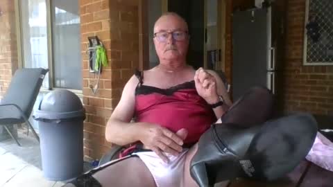 sukeytigger online show from September 8, 2:18 am
