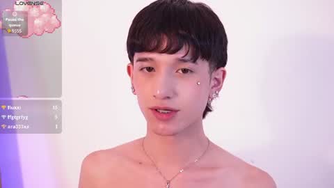 Suki  online show from August 4, 9:23 pm