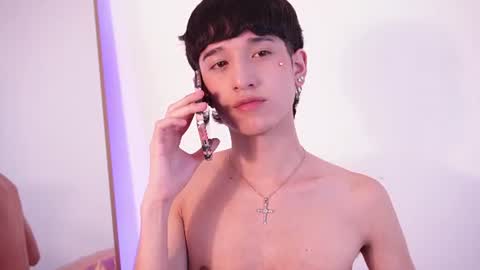 Suki  online show from August 8, 5:02 pm