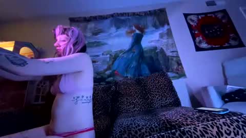 Suki online show from July 1, 5:41 am