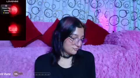 Suki online show from August 11, 7:27 pm