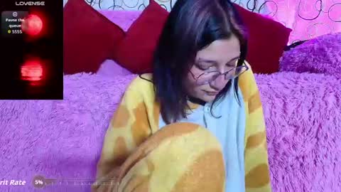 Suki online show from August 14, 1:37 pm