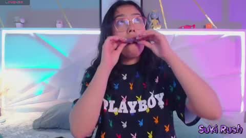 SUKI online show from August 13, 1:36 pm