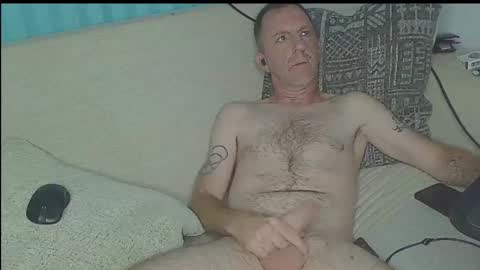 sum4u2see43 online show from May 15, 10:26 am