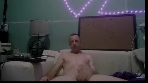 sum4u2see43 online show from August 2, 9:38 am