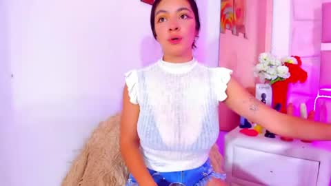 moon1 online show from July 2, 8:59 am