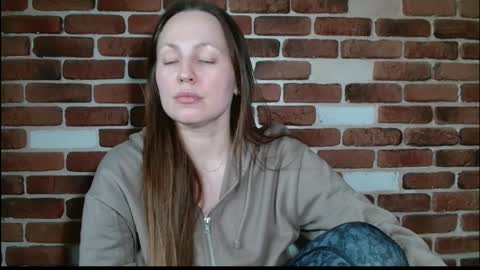 sun__shadow online show from April 9, 2:03 pm