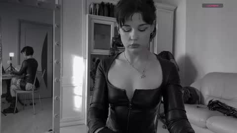 Miss Nelly online show from July 31, 4:02 pm