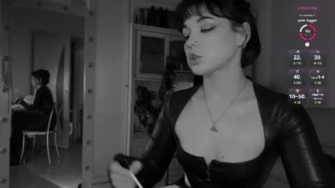 Miss Nelly online show from August 7, 5:46 pm