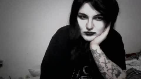 sundaygoth online show from August 4, 2:19 am
