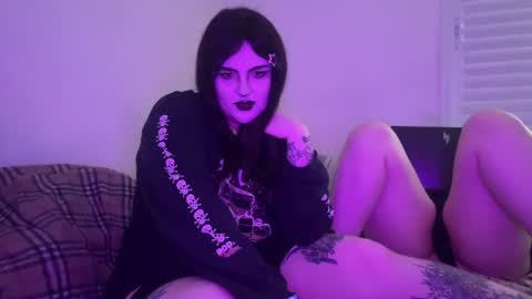 sundaygoth online show from August 8, 5:35 pm