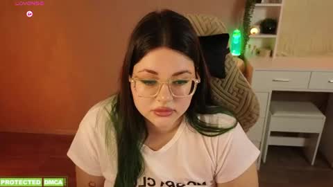Tina. Im topless model  online show from July 30, 12:23 pm