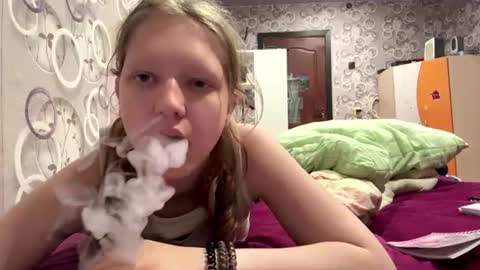 sungpiggott online show from August 5, 7:34 pm