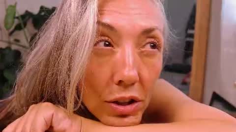 Hi Im Sunnie - Next show Friday August 1 online show from July 11, 11:00 pm