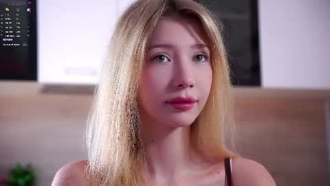 Lily online show from August 9, 11:17 pm