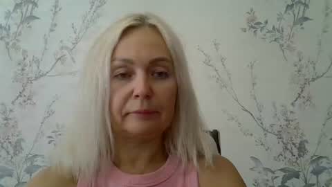 sunny_flight online show from August 14, 12:20 pm