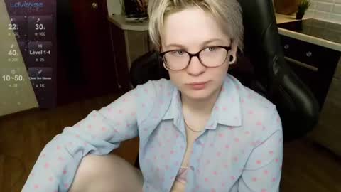 sunny mood online show from July 31, 6:30 am