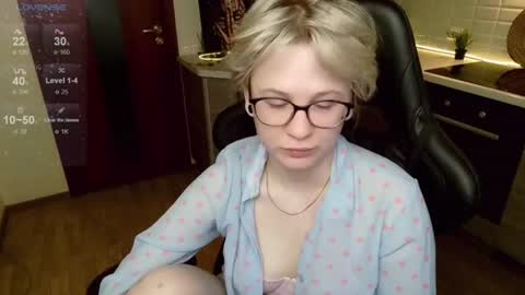 sunny mood online show from August 7, 8:03 am