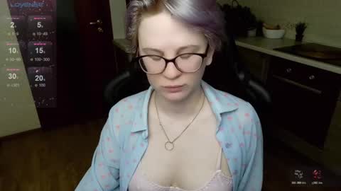 sunny mood online show from August 10, 7:43 am