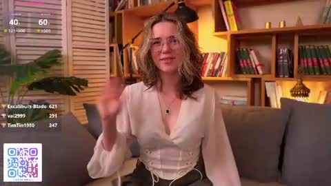 Sunny online show from August 14, 3:37 pm